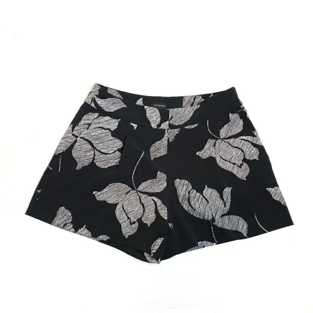 Ann Taylor factory black and white floral shorts size 0